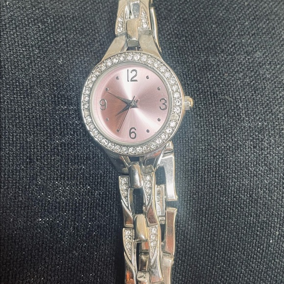 Ladies Japan Movement FMD Diamond Quartz Watch - Picture 7 of 8